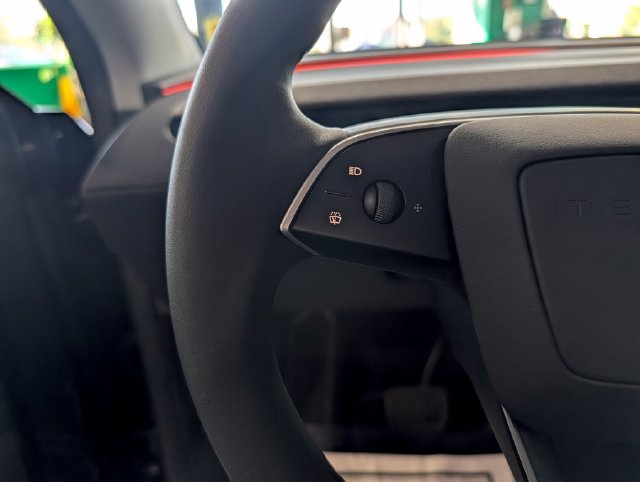 Used 2026 Tesla Model Y Long Range AWD/4WD image 19