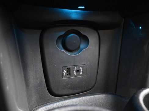 Used 2017 MINI Cooper Convertible image 23