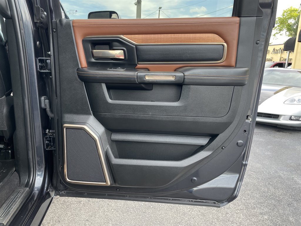 Used 2022 RAM 3500 Limited AWD/4WD image 45