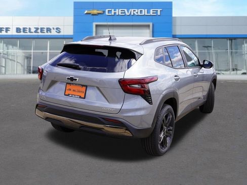 New 2026 Chevrolet Trax ACTIV FWD image 3