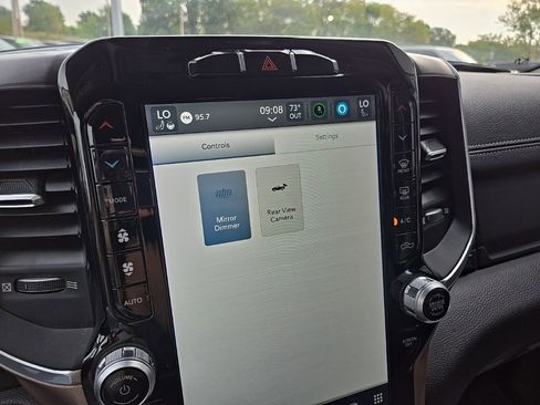 Used 2022 RAM 1500 Laramie image 61