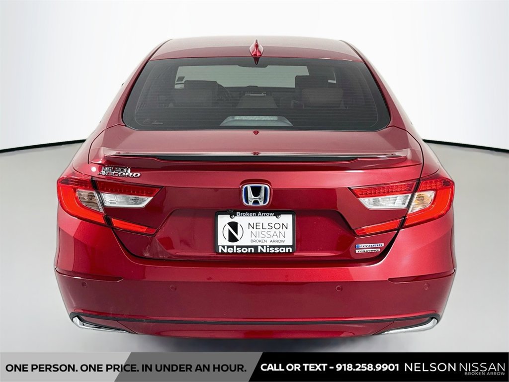 Used 2021 Honda Accord Touring image 6
