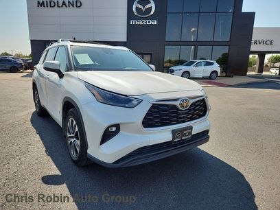 Used 2021 Toyota Highlander XLE