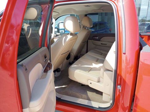 Used 2012 GMC Sierra 2500 SLT w/ SLT Convenience Package image 5