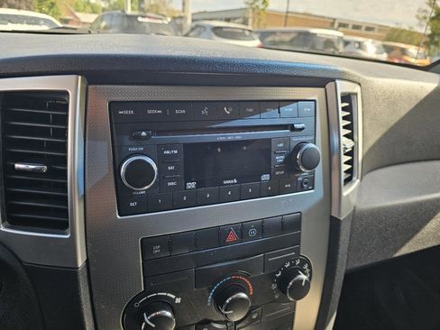 Used 2008 Jeep Grand Cherokee Laredo AWD/4WD image 25