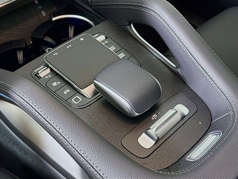 New 2026 Mercedes-Benz GLS 450 4MATIC image 20