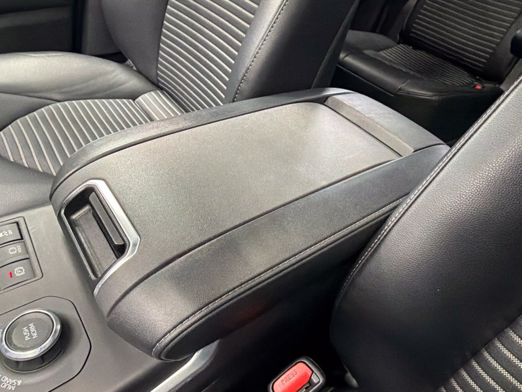 Used 2023 Toyota Highlander XSE AWD/4WD image 36