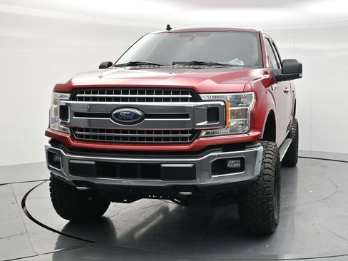Used 2019 Ford F150 XLT w/ Equipment Group 302A Luxury AWD/4WD image 2
