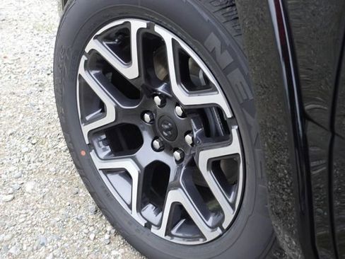 New 2026 RAM 1500 Laramie w/ Laramie Preferred Package image 12