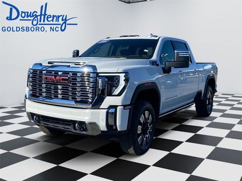 New 2026 GMC Sierra 2500 Denali w/ Denali Reserve Package image 1