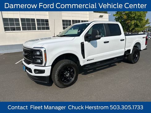 Used 2023 Ford F250 XL w/ STX Appearance Package AWD/4WD image 3