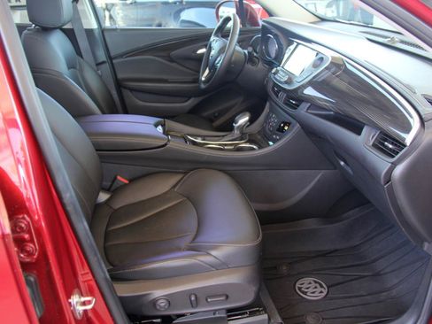 Used 2020 Buick Envision Essence w/ Experience Buick Package FWD image 28