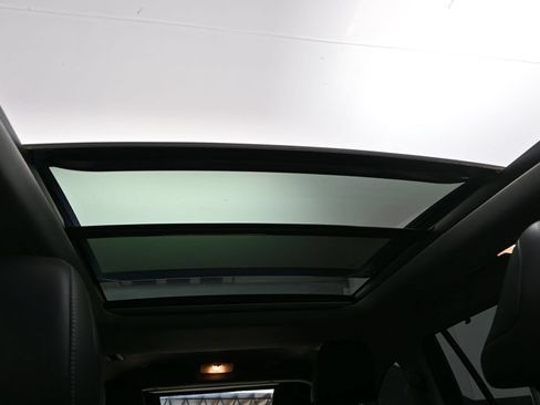 Used 2023 Toyota Highlander Platinum FWD image 27