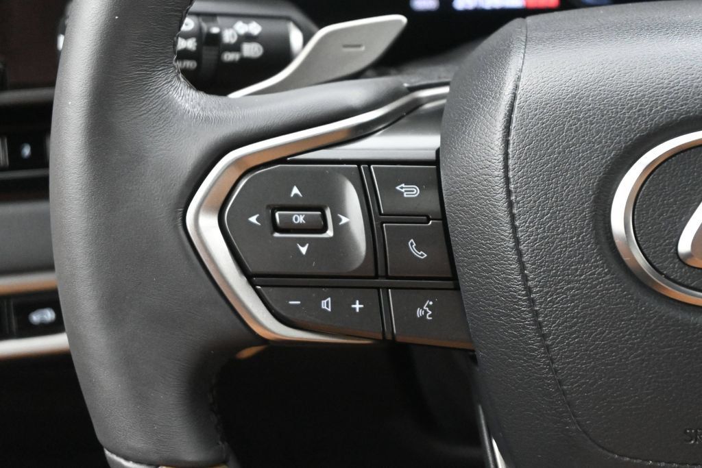 Used 2023 Lexus RX 350 Premium w/ Cold Area Package AWD/4WD image 7