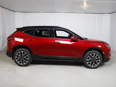New 2026 Chevrolet Blazer RS w/ Driver Confidence II Package AWD/4WD image 2
