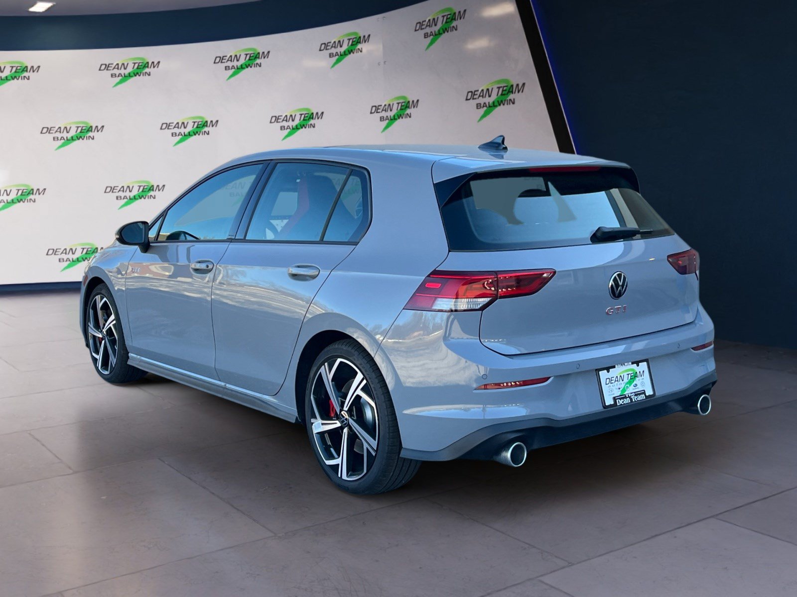 New 2026 Volkswagen GTI SE FWD image 5
