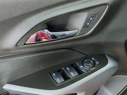 Certified 2024 Chevrolet Trax LS image 21