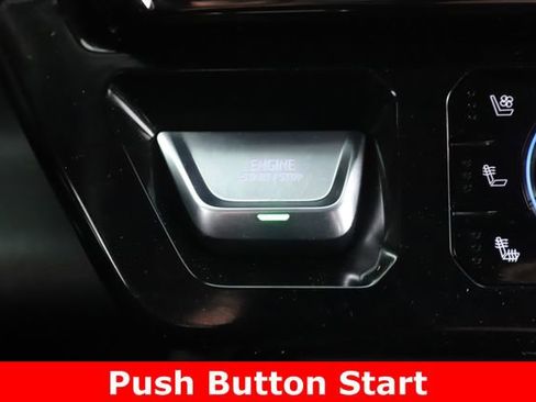 Used 2024 GMC Sierra 2500 AT4 image 23