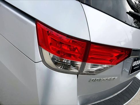 Used 2014 Honda Odyssey EX-L image 28
