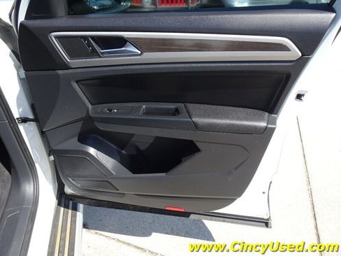 Used 2018 Volkswagen Atlas SE AWD/4WD image 34
