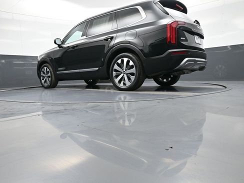 Certified 2022 Kia Telluride EX w/ EX Premium Package image 34