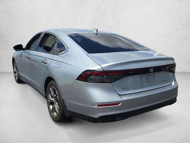 Used 2025 Honda Accord EX-L image 8