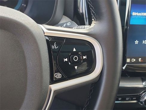 Certified 2025 Volvo XC60 B5 Plus image 20