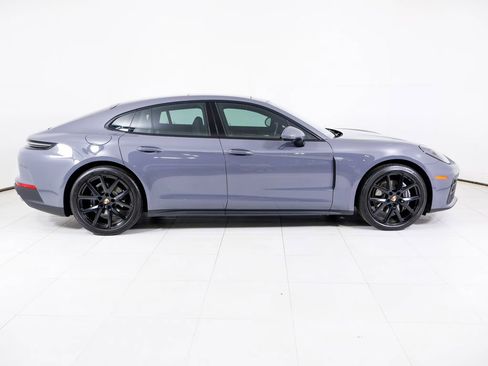 Certified 2025 Porsche Panamera w/ Premium Package RWD image 30