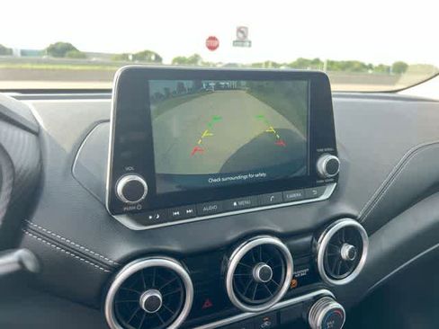 Used 2024 Nissan Sentra SV FWD image 26