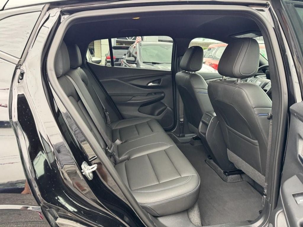 Used 2026 Buick Envista Sport Touring w/ Convenience I Package FWD image 12