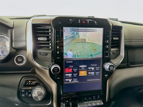 Used 2019 RAM 1500 Laramie image 14