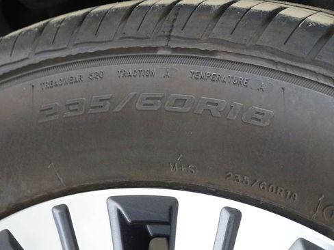 Used 2023 Nissan Rogue SV image 37