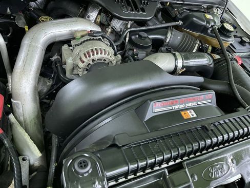 Used 2004 Ford F250 XL image 29