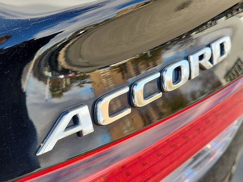 Used 2019 Honda Accord EX-L image 31