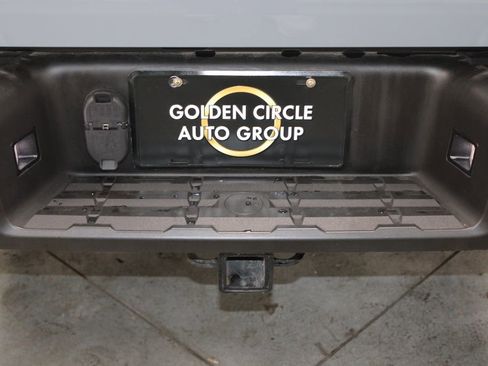 Used 2024 Nissan Frontier PRO-4X w/ Pro Convenience Package image 16