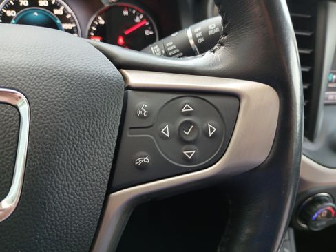 Used 2019 GMC Acadia Denali w/ Technology Package AWD/4WD image 12