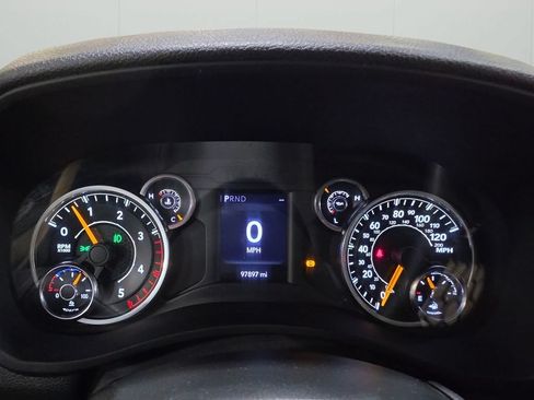 Used 2020 RAM 5500 Tradesman w/ Chrome Appearance Group AWD/4WD image 21