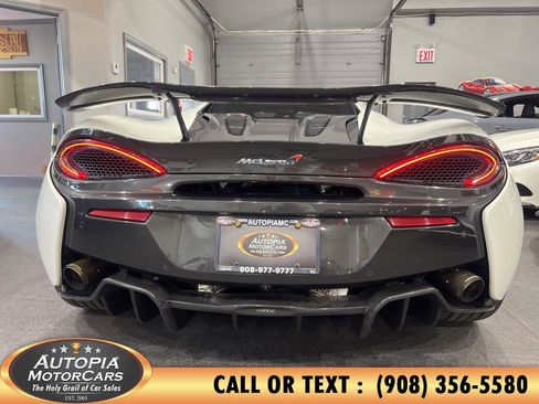 Used 2017 McLaren 570S Coupe image 41