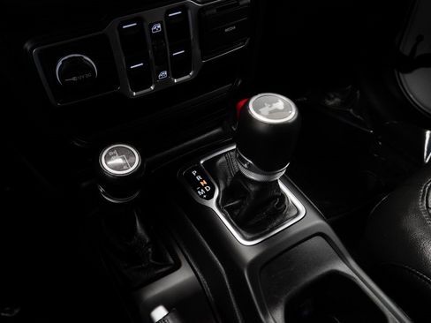 Certified 2022 Jeep Wrangler Unlimited Sahara image 35