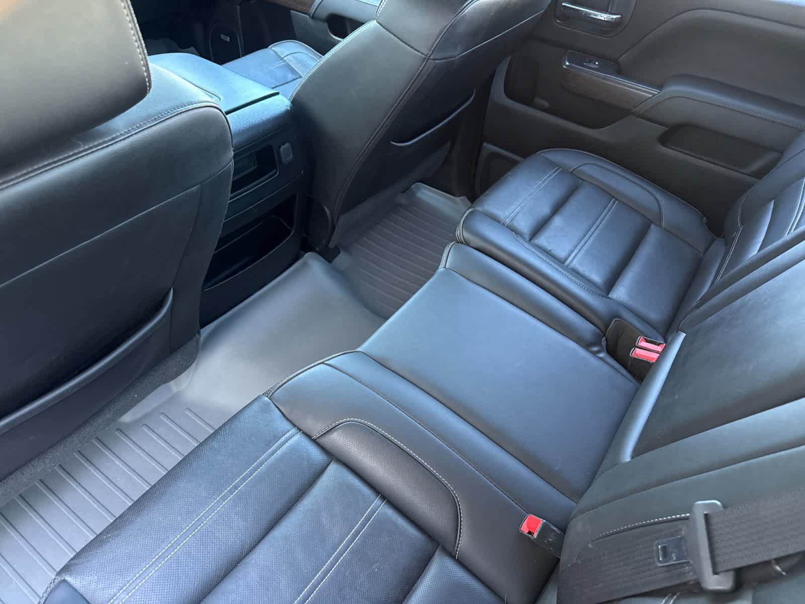Used 2019 GMC Sierra 3500 Denali w/ Duramax Plus Package AWD/4WD image 4