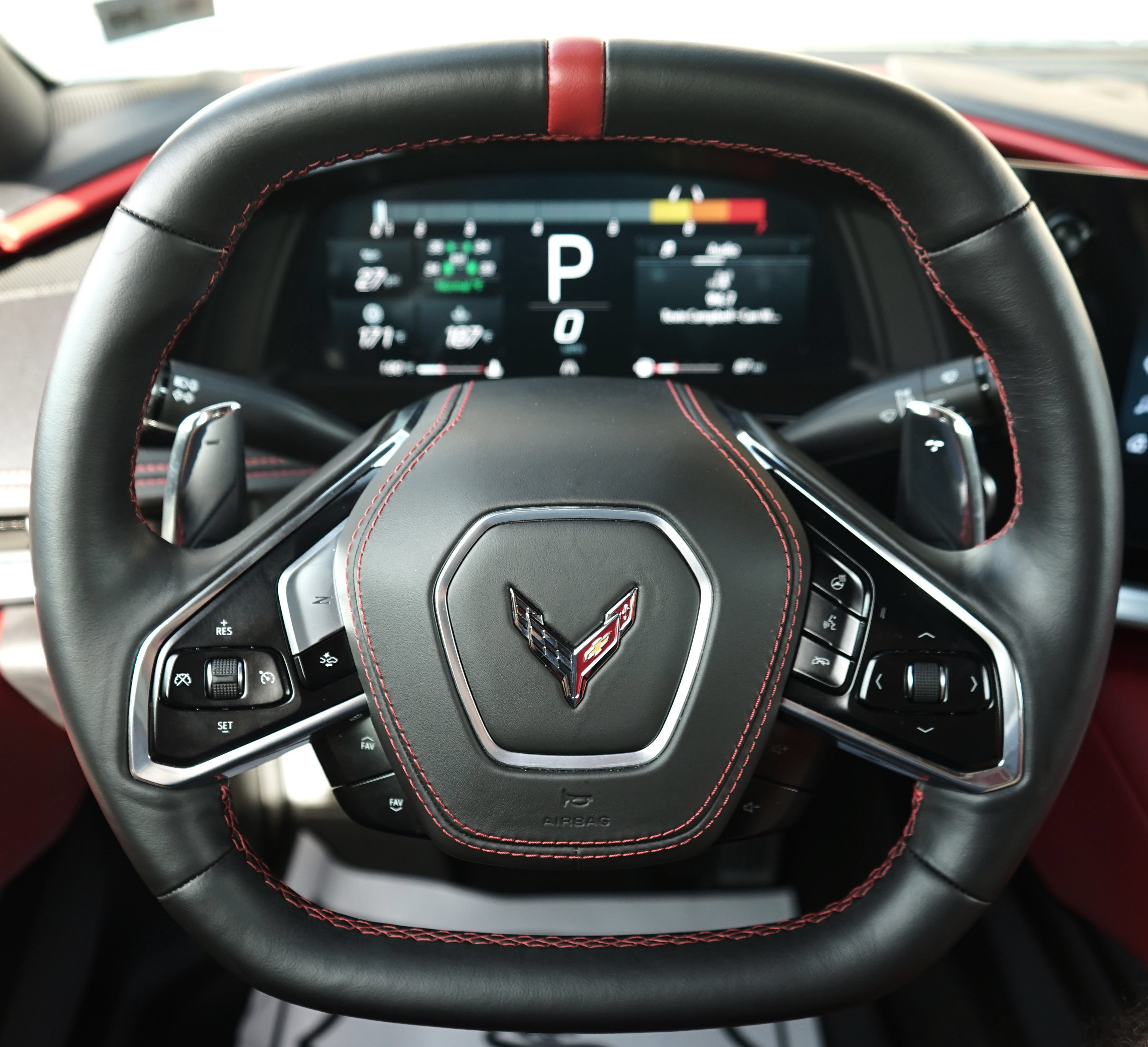 Used 2025 Chevrolet Corvette Stingray Preferred Cpe w/ Z51 Performance Package RWD image 25
