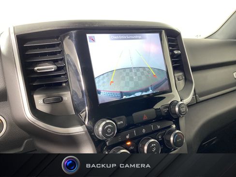 Used 2022 RAM 1500 Big Horn AWD/4WD image 5