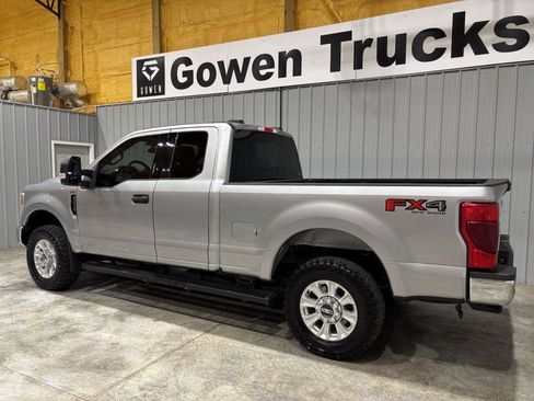 Used 2020 Ford F250 XLT w/ XLT Value Package AWD/4WD image 5