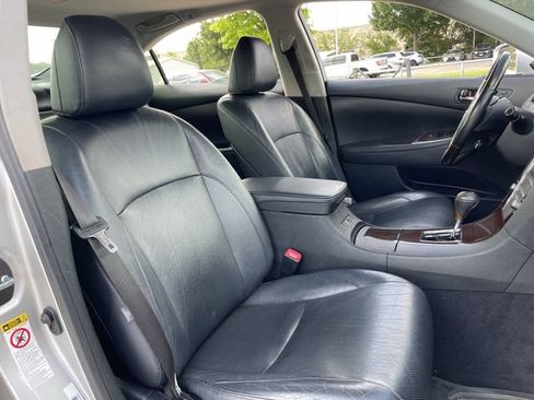 Used 2011 Lexus ES 350 FWD image 24