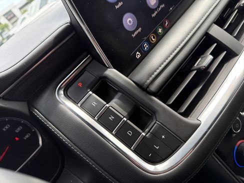 Used 2021 Chevrolet Tahoe LT RWD image 25