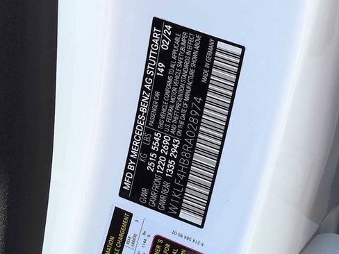 Used 2024 Mercedes-Benz E 350 4MATIC Sedan image 37