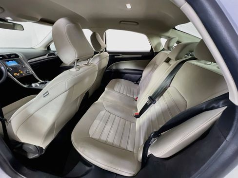 Used 2020 Ford Fusion S FWD image 22