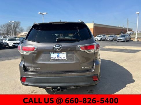 Used 2014 Toyota Highlander XLE image 11