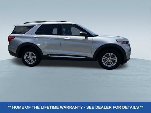 Certified 2023 Ford Explorer XLT w/ Equipment Group 202A AWD/4WD image 2