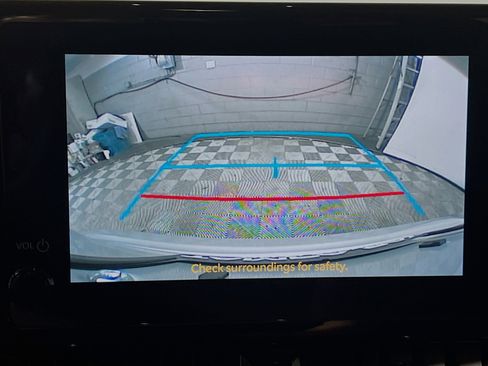 Used 2025 Toyota Corolla LE image 26